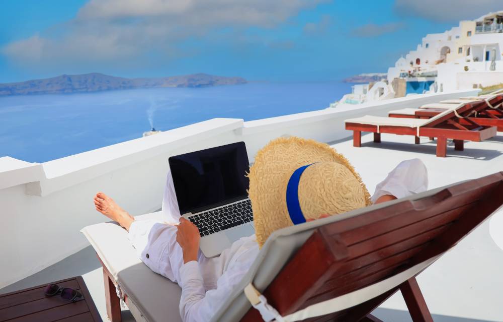 Digital nomads work remotely and move freely around the world 